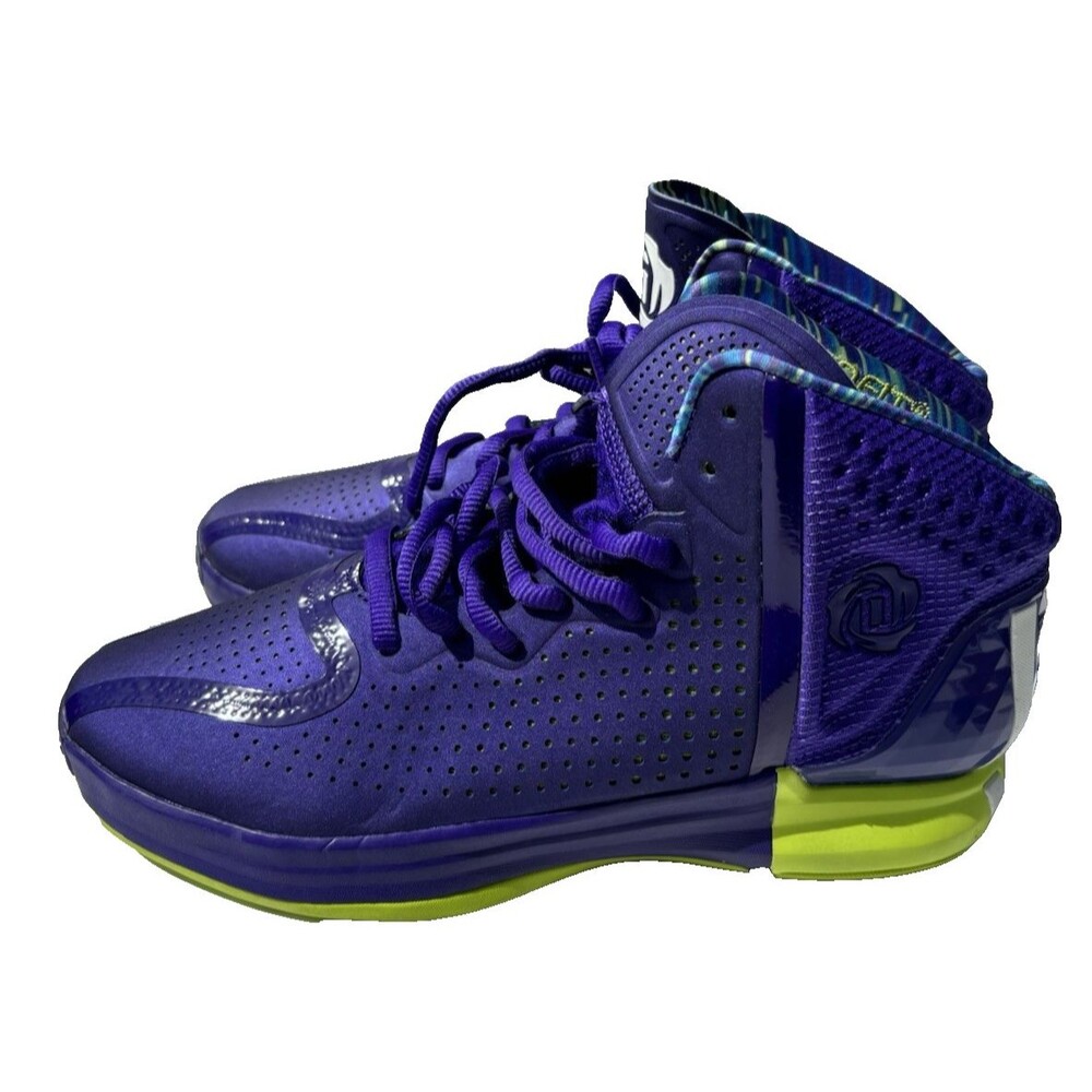 Men’s Adidas D Rose 4 "Bel Air" basketball shoes. Size 9.5